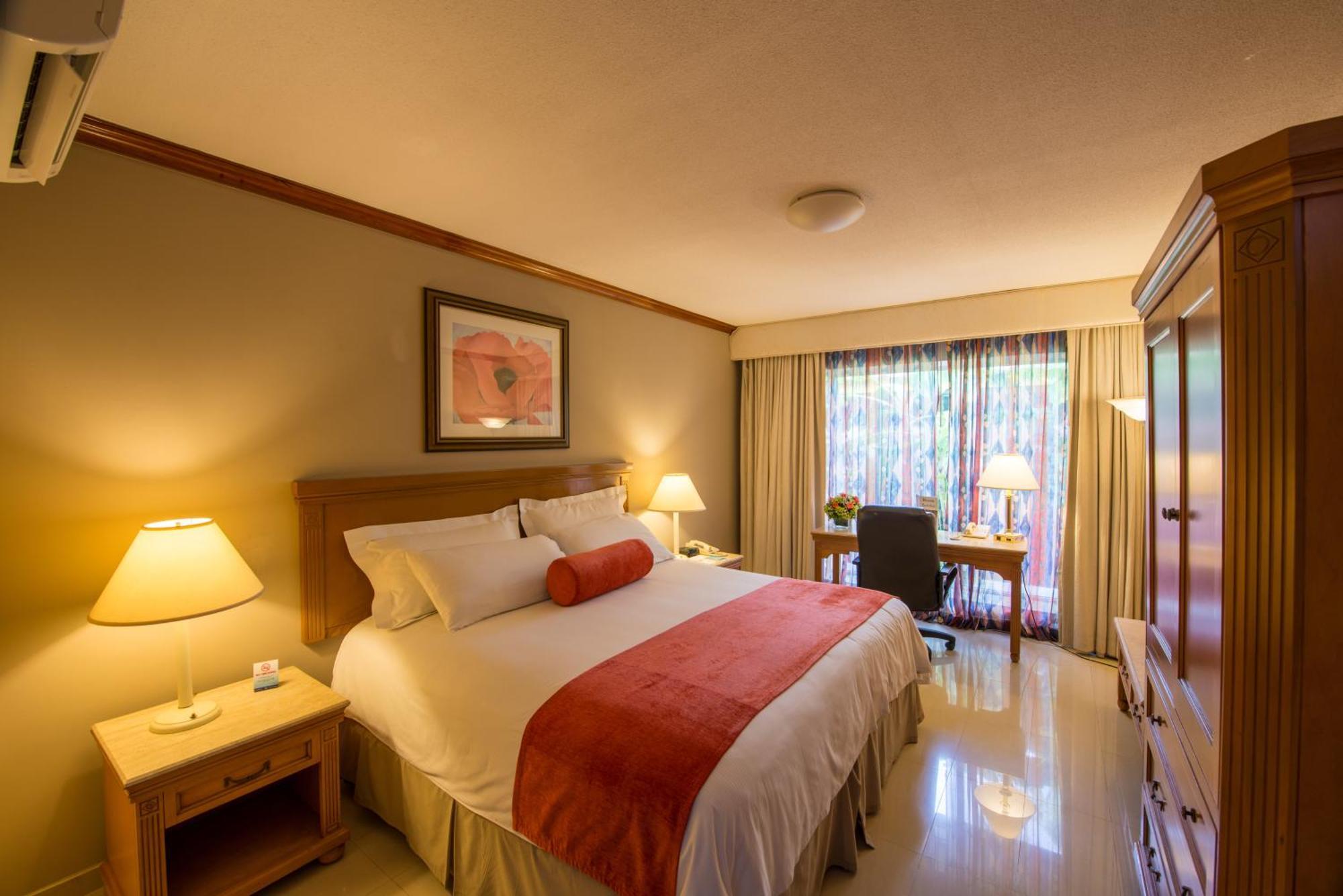 Junior Suite,132135315:JPEG